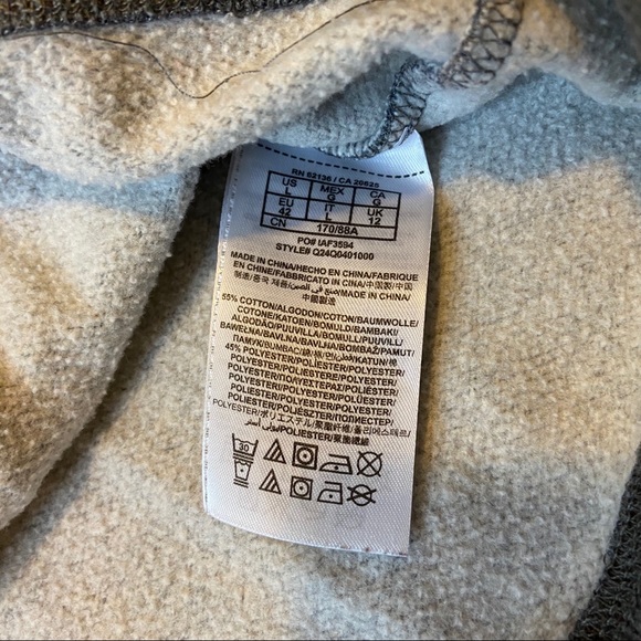 GUESS Hoodie - Picture 8 of 12